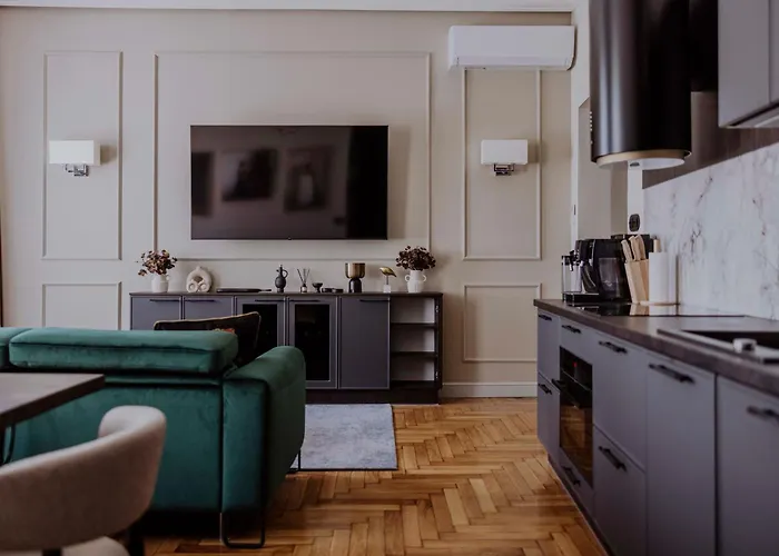 Crown Pearl - Wonderful Apartment, 110scm, 4 Appartement