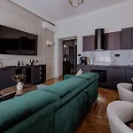 Crown Pearl - Wonderful Apartment, 110scm, 4 公寓 克拉科夫