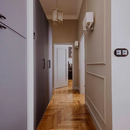 Crown Pearl - Wonderful Apartment, 110scm, 4 Lejlighed
