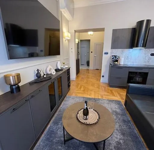 Crown Pearl - Wonderful Apartment, 110scm, 4 Krakov