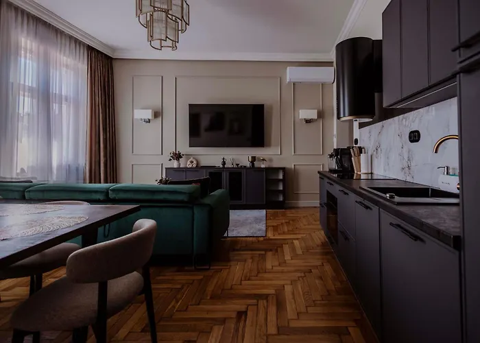 Crown Pearl - Wonderful Apartment, 110scm, 4 *