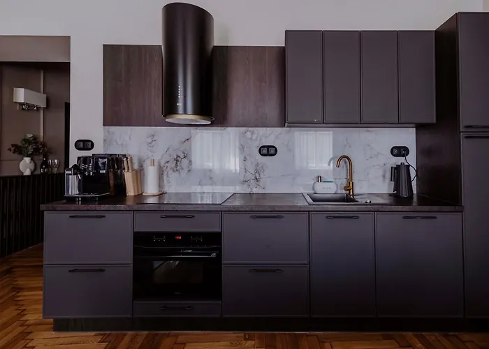 Crown Pearl - Wonderful Apartment, 110scm, 4 *