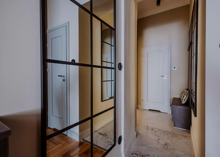 Crown Pearl - Wonderful Apartment, 110scm, 4 Krakov