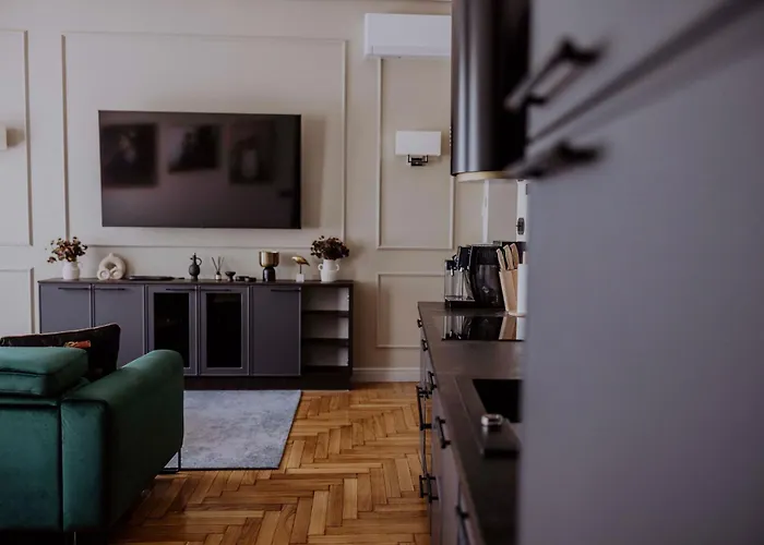 Crown Pearl - Wonderful Apartment, 110scm, 4