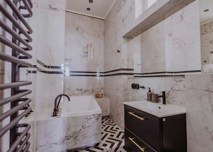 Crown Pearl - Wonderful Apartment, 110scm, 4