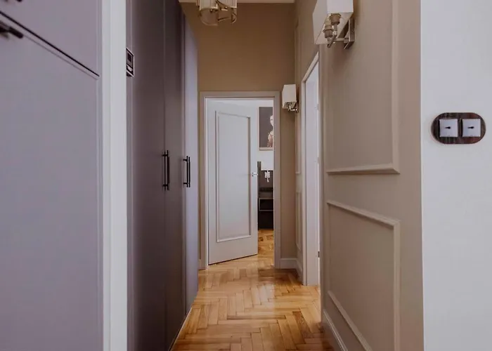 Crown Pearl - Wonderful Apartment, 110scm, 4 Apartmán