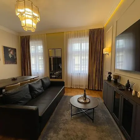 Crown Pearl - Wonderful Apartment, 110scm, 4 Cracóvia