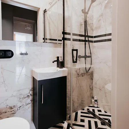 Crown Pearl - Wonderful Apartment, 110scm, 4 Apartamento