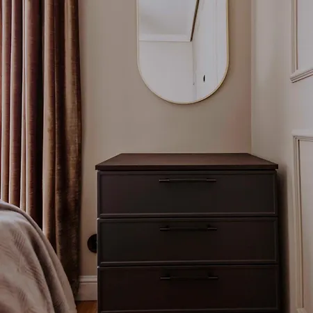 Crown Pearl - Wonderful Apartment, 110scm, 4 Cracóvia