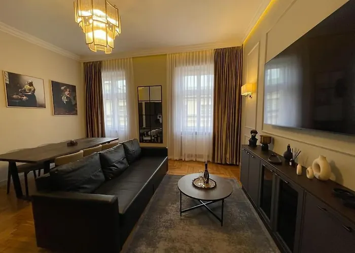 Crown Pearl - Wonderful Apartment, 110scm, 4 קרקוב