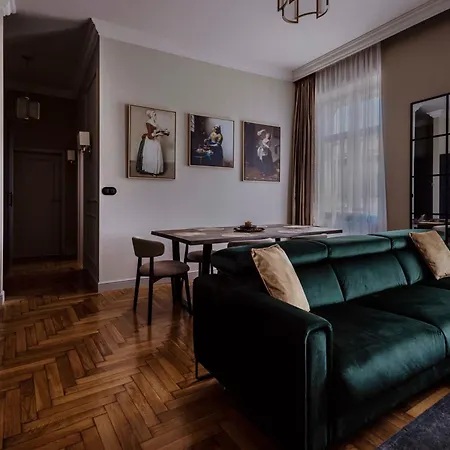 Daire Crown Pearl - Wonderful Apartment, 110scm, 4 Krakow