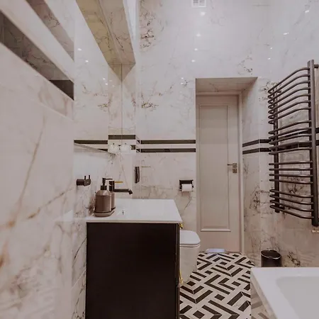 Crown Pearl - Wonderful Apartment, 110scm, 4 *